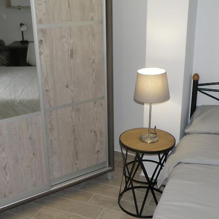 Talos Apartments And Studios Ираклио Екстериор снимка