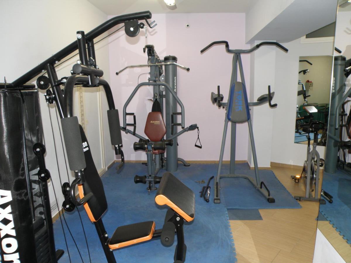 Talos Apartments And Studios Ираклио Екстериор снимка