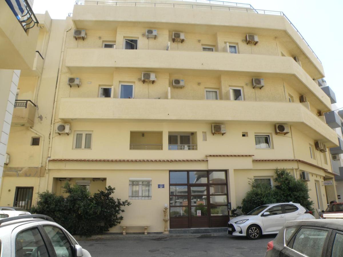 Talos Apartments And Studios Ираклио Екстериор снимка
